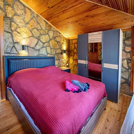 2 Bedroom Stone House With Shared Pool Daire